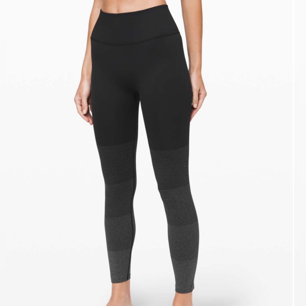 Lululemon Ebb to Street Tight Shine in Black/Silver Size 2